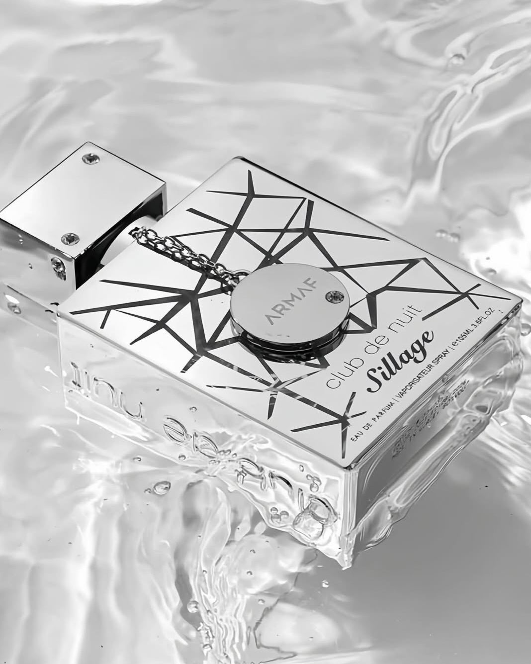 Armaf Club De Nuit Sillage EDP 105ml – A Resplendent and Modern Fragrance (Ins: Creed Silver Mountain Water)